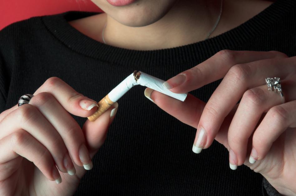 4 FAQ About Using Laser Therapy to Quit Smoking - Aculaser Treatment